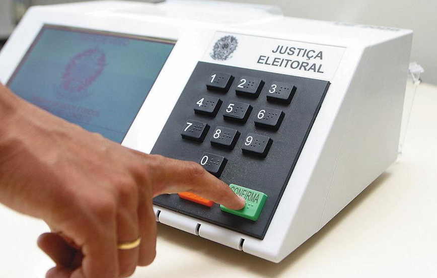povo elegendo